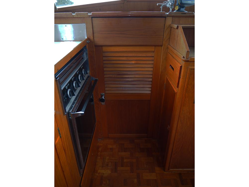 Fore ship, Accommodation